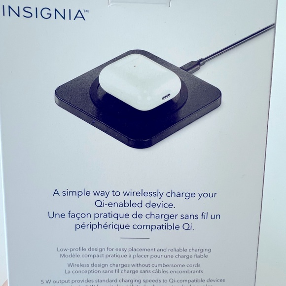 Insignia charging pad sealed - Picture 4 of 4